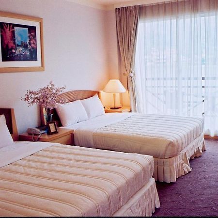 Lakeside Resort Nantou Buitenkant foto