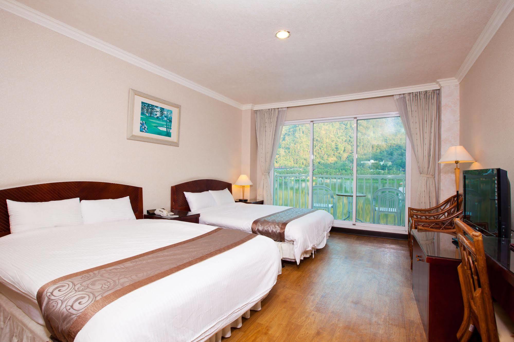 Lakeside Resort Nantou Buitenkant foto