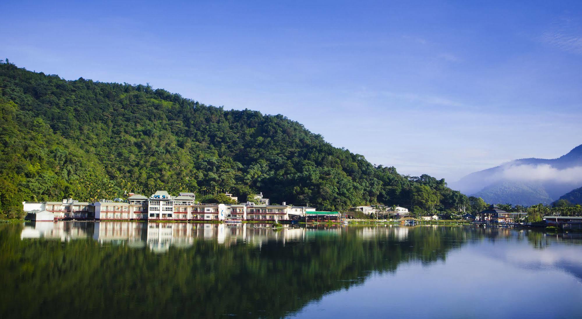 Lakeside Resort Nantou Buitenkant foto